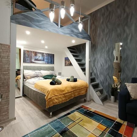 Suzan'S Apartment In The Heart Of Budapest Exterior photo