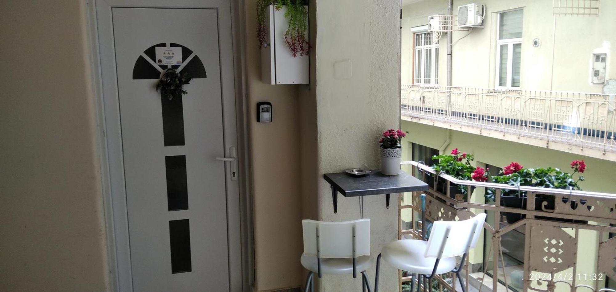 Suzan'S Apartment In The Heart Of Budapest Exterior photo